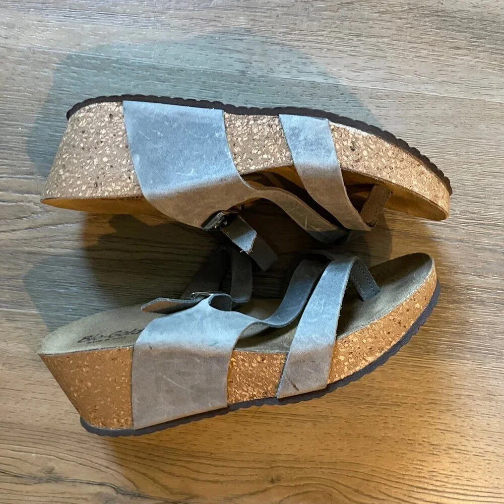 Bio Gold Gray Wedge Sandal Cork Adjustable Buckle Thong Slip On Size 8